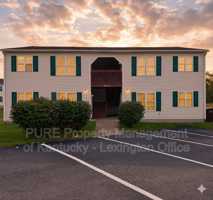 featured image of 271 Grinder Ct