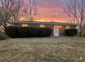 1512 Shelburn Ct - Photo 1 of 1