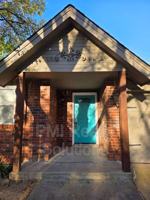 featured image of 4408 S Butternut Ave