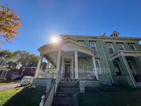 337 Ross Ave - Photo 1 of 1