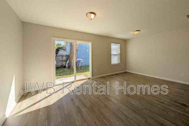 665 Melba Street - Photo 6 of 17