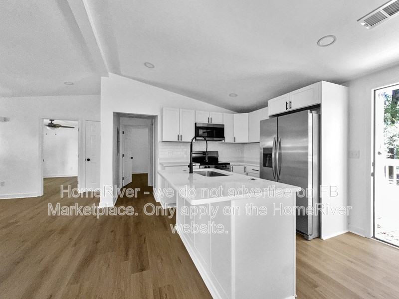 174 Sherwood Loop - Photo 2 of 23