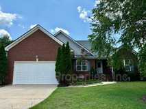 110 Beatrice Dr - Photo 1 of 1