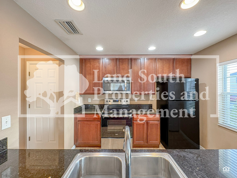 5432 River Rock Rd - Photo 7 of 21