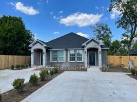 featured image of 216 Cleveland Street #B