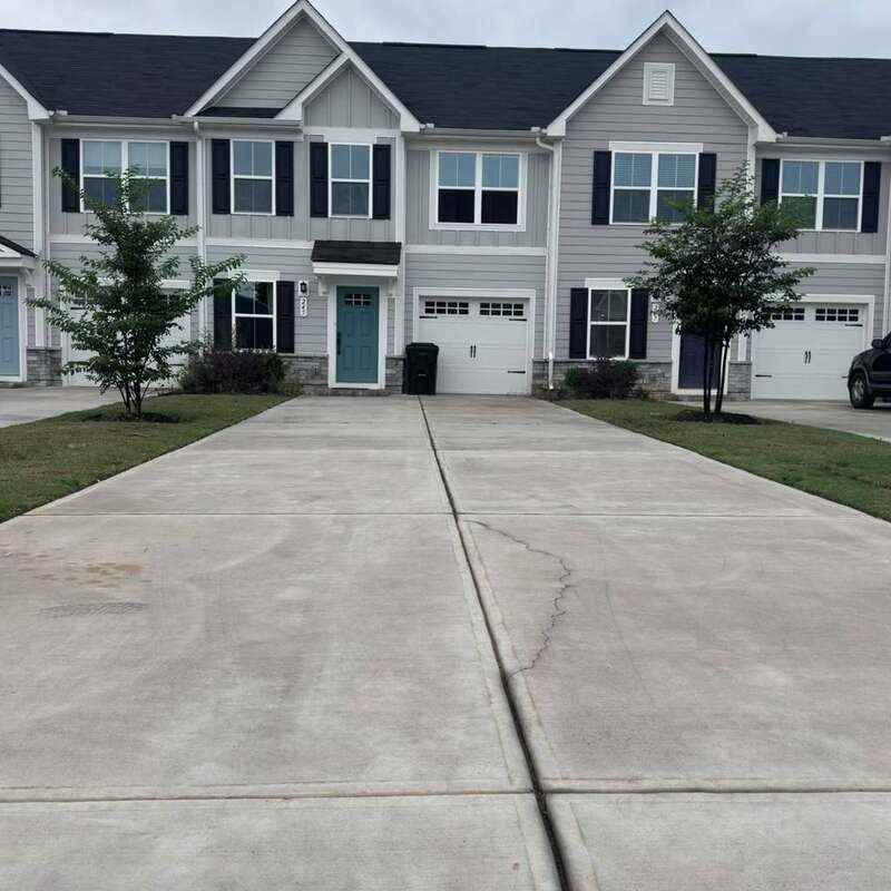 245 Scenic Rd - Photo 2 of 24