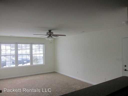 23/25 Town Center Way - Photo 3 of 11