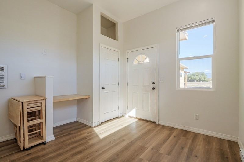 303 Mountain View Street - Photo 3 of 10