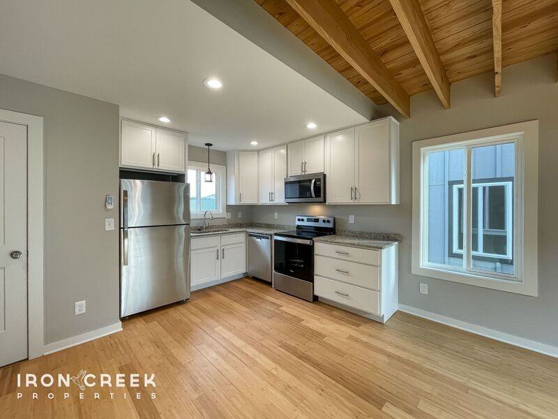 77 E Cascade St - Photo 2 of 11