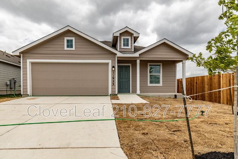 11923 Sand Wedge Way - Photo 3 of 31