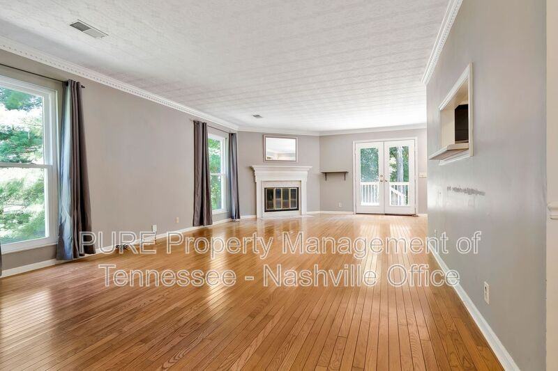 3460 Daisy Trl - Photo 3 of 32