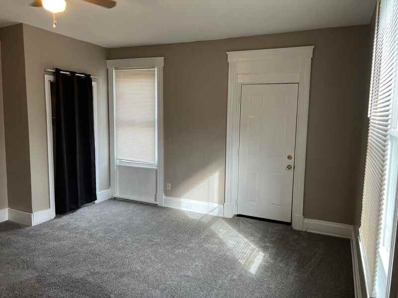 3643 W 8th St #2 - Photo 3 of 13