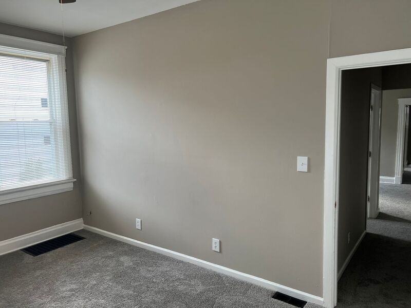 3643 W 8th St #1 - Photo 5 of 10