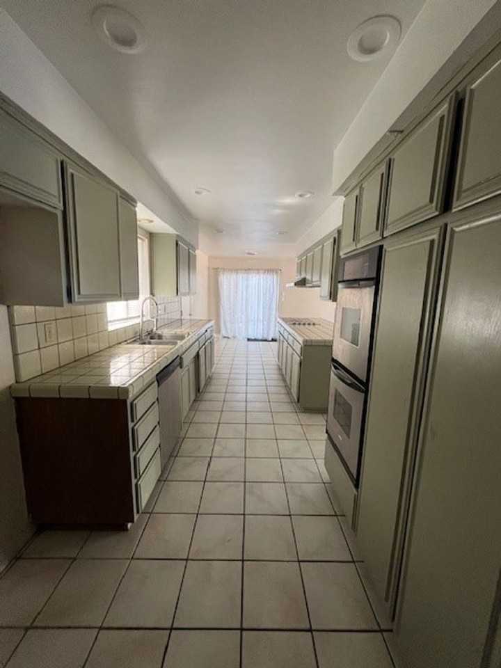 7009 Ranch House Road - Photo 5 of 16