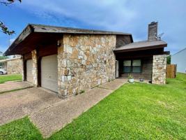 featured image of 1303 Conway Dr