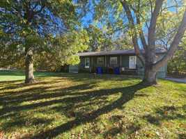 featured image of 4790 Sunnybrook Rd