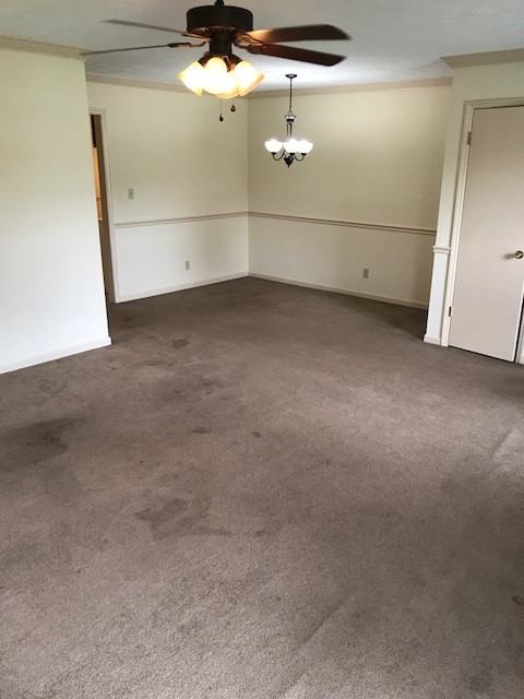 111 Picadilly Dr - Photo 3 of 11