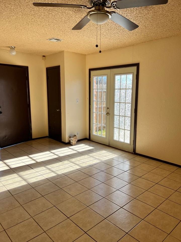 8303 South Camay Avenue - Photo 2 of 13