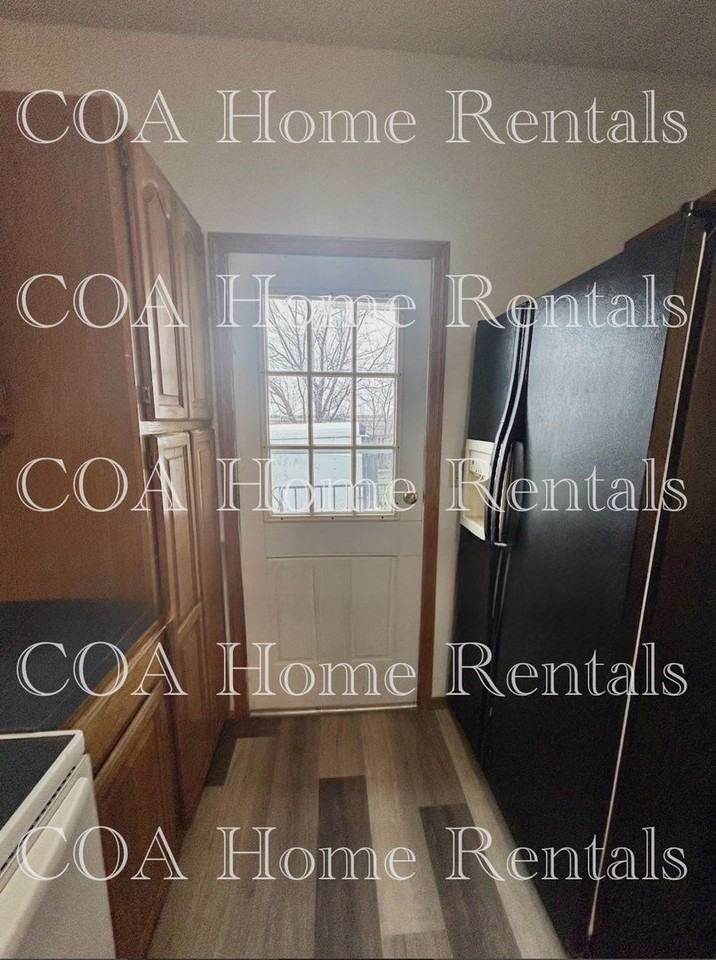 9409 E Marion St - Photo 7 of 31