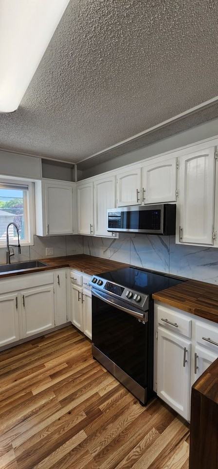 1608 21st Avenue - Photo 5 of 24