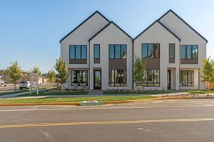 featured image of 1171 Nw Skyline Ranch Rd