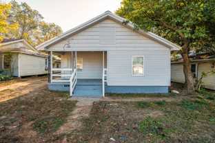 1015 14th Ave N - Photo 1 of 1