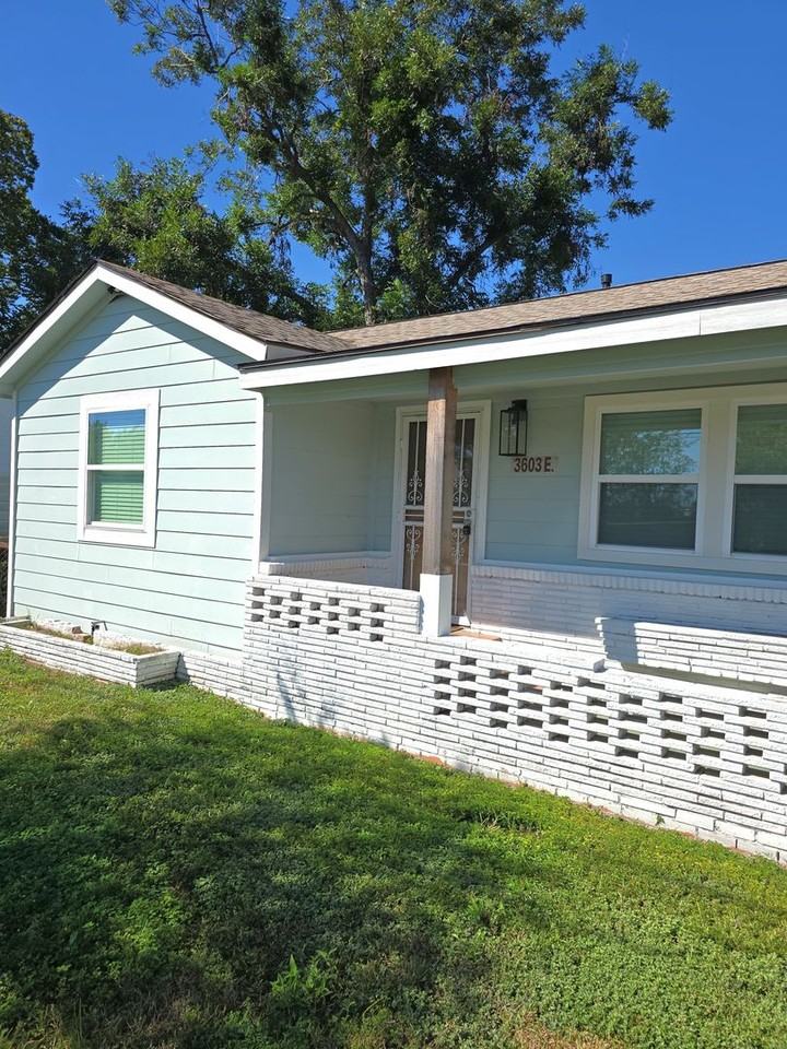 3603 East Lockwood Drive