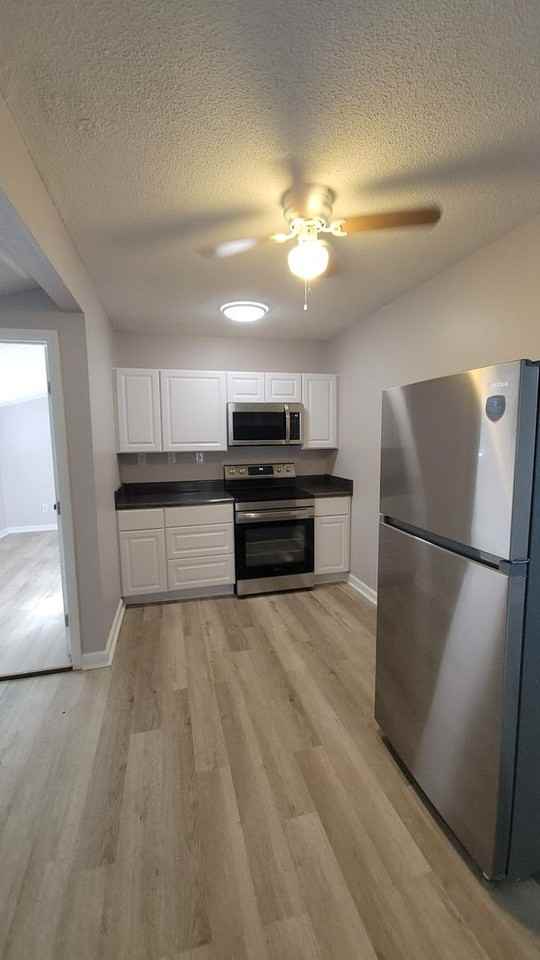 832 Mcroy Dr - Photo 7 of 12