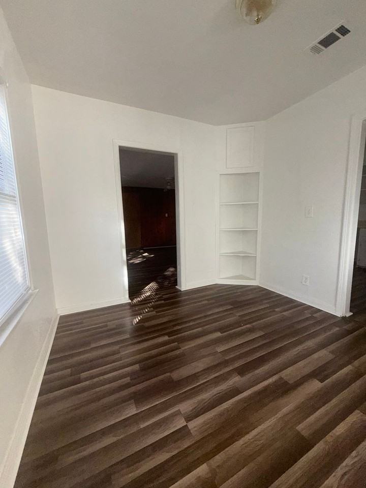 901 Attas Ave - Photo 5 of 24
