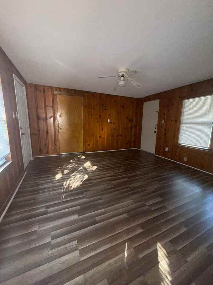 901 Attas Ave - Photo 6 of 24