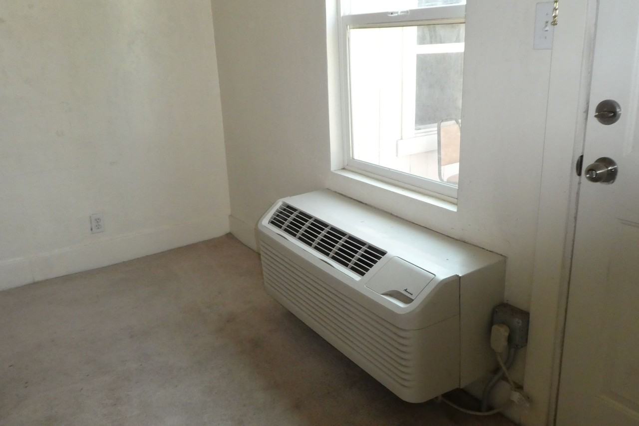 MM-200 E Apartments - Photo 2 of 10