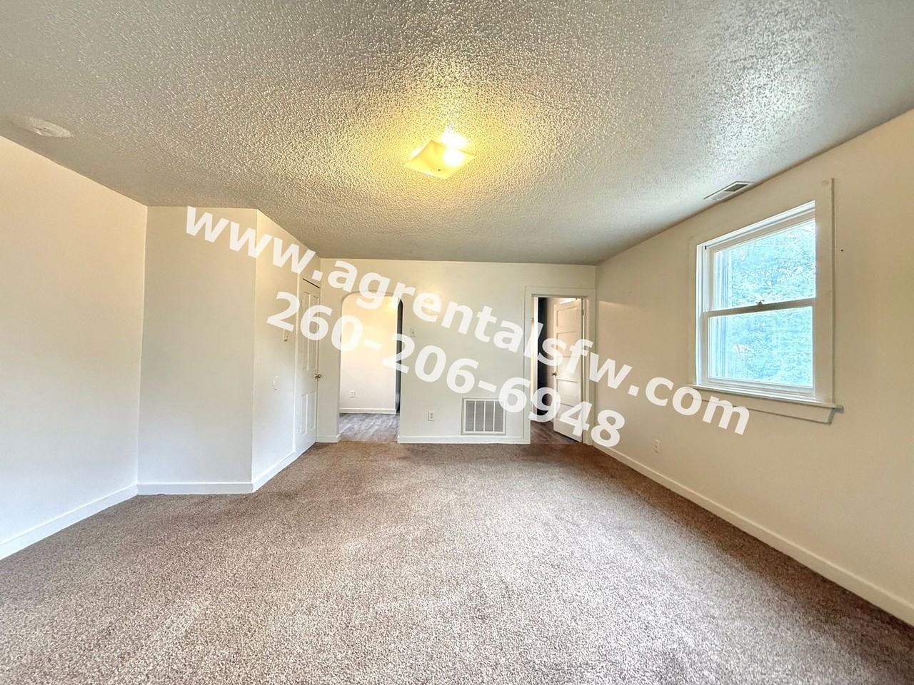 1203 Burgess St - Photo 3 of 9