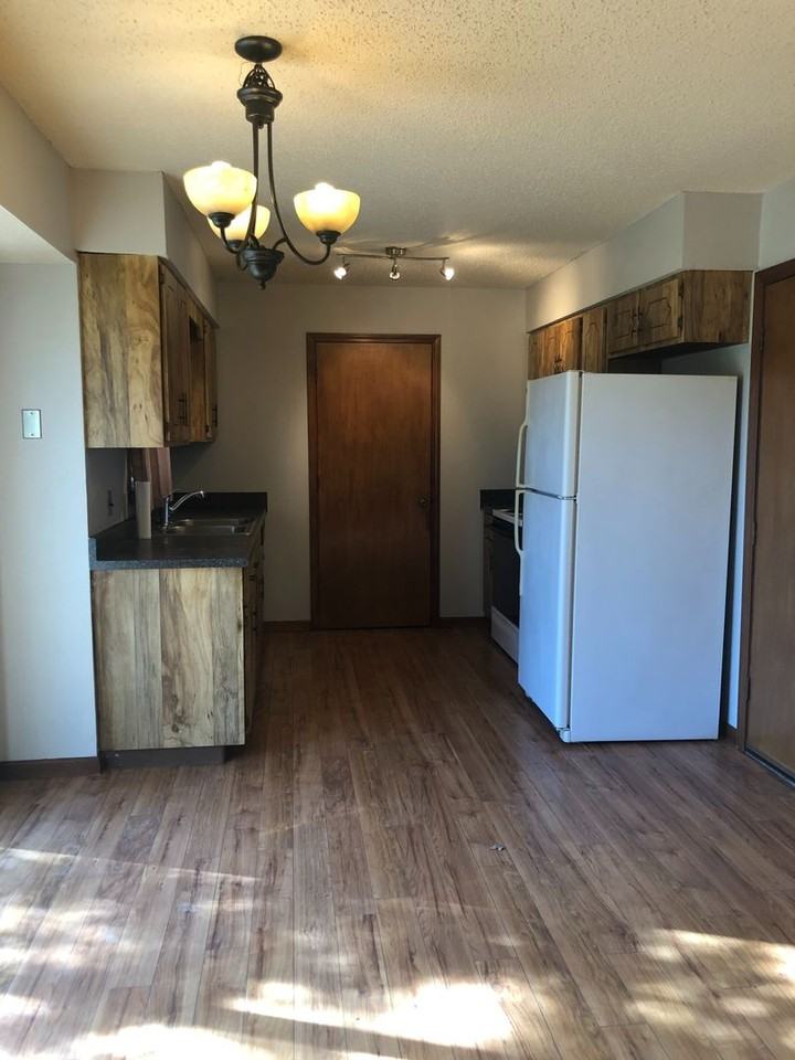 1806 West Cherokee Street - Photo 6 of 27