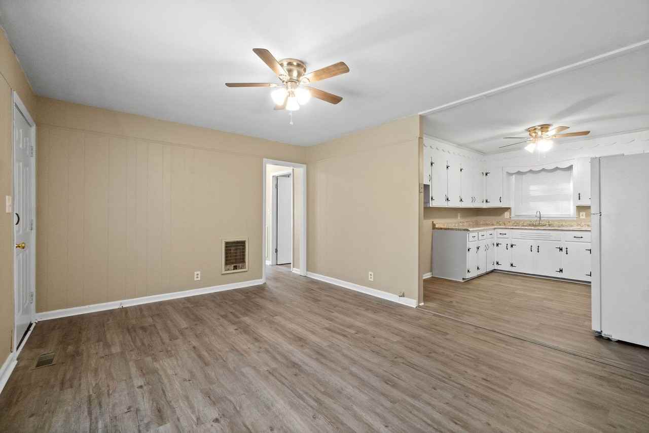 96 Chapel Street - Photo 4 of 17