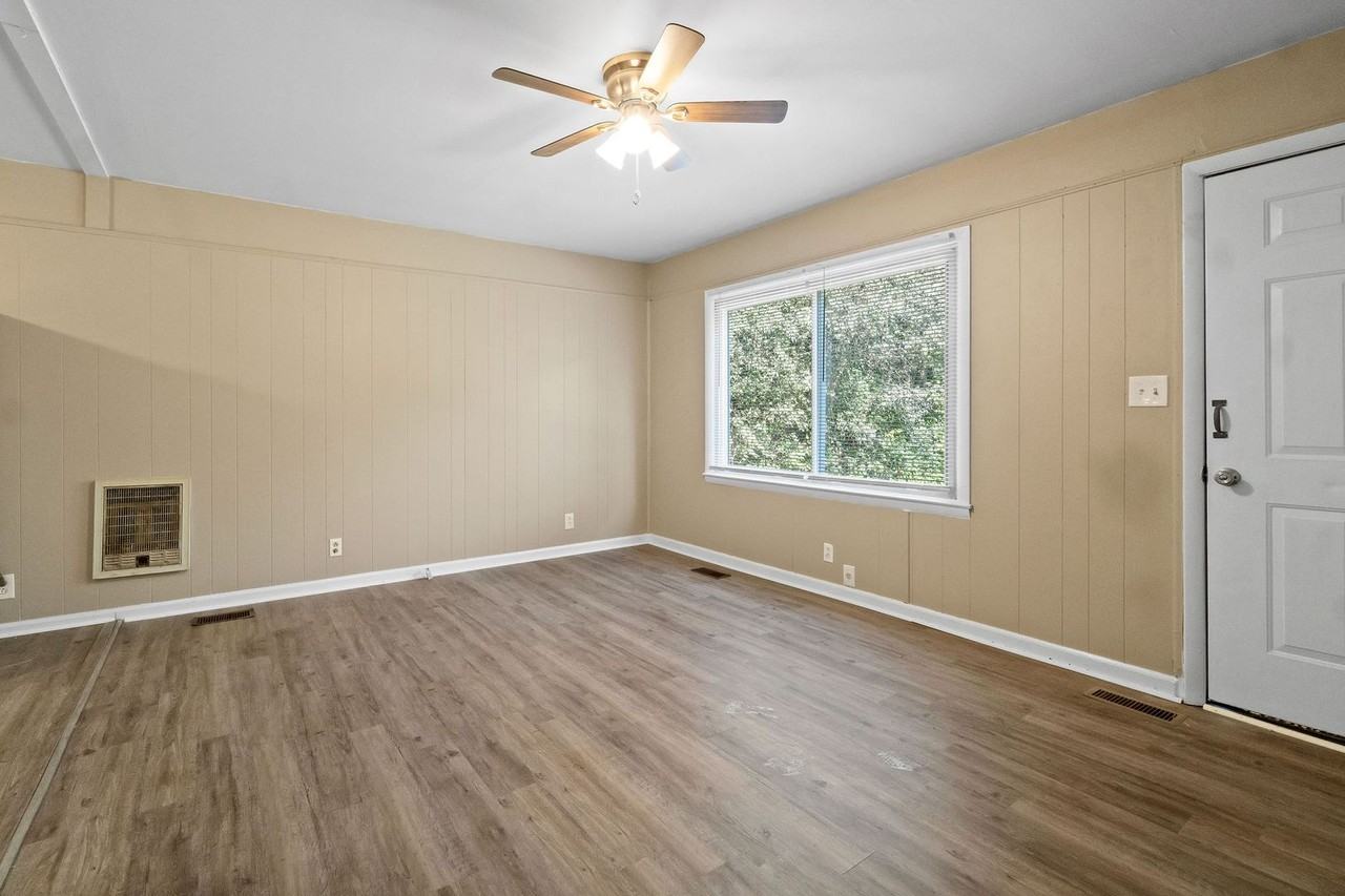 96 Chapel Street - Photo 6 of 17