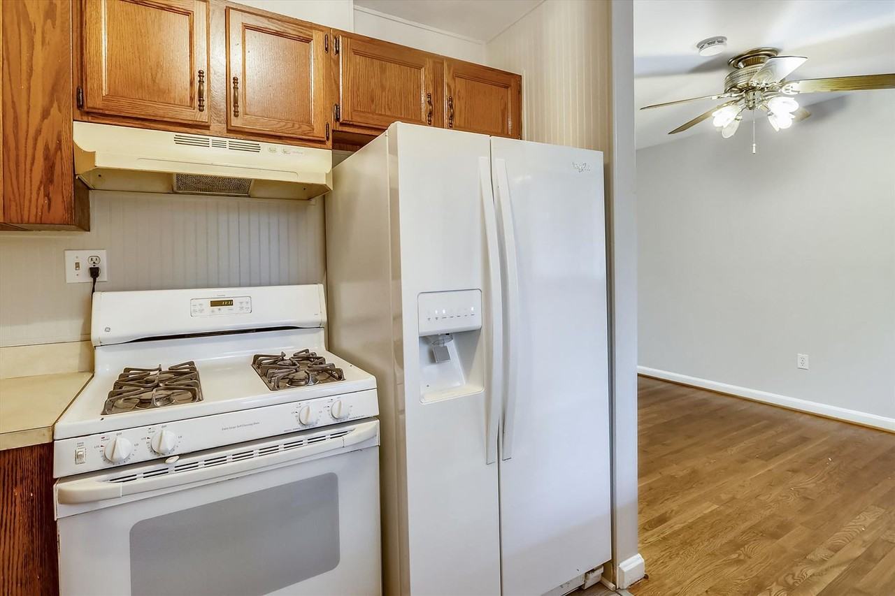 13109 Dumbarton Drive - Photo 2 of 20