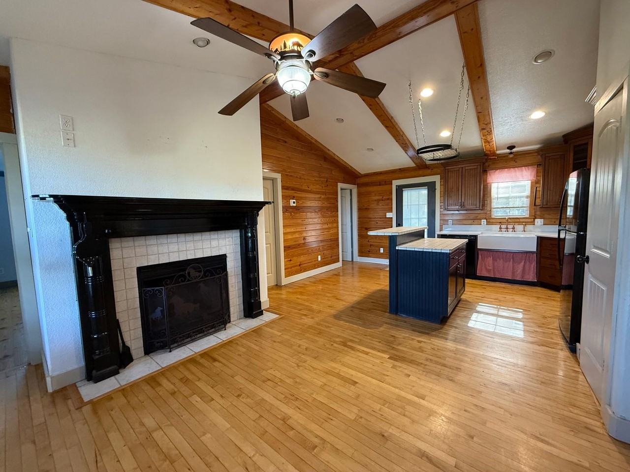 7033 Calvary Way - Photo 3 of 18