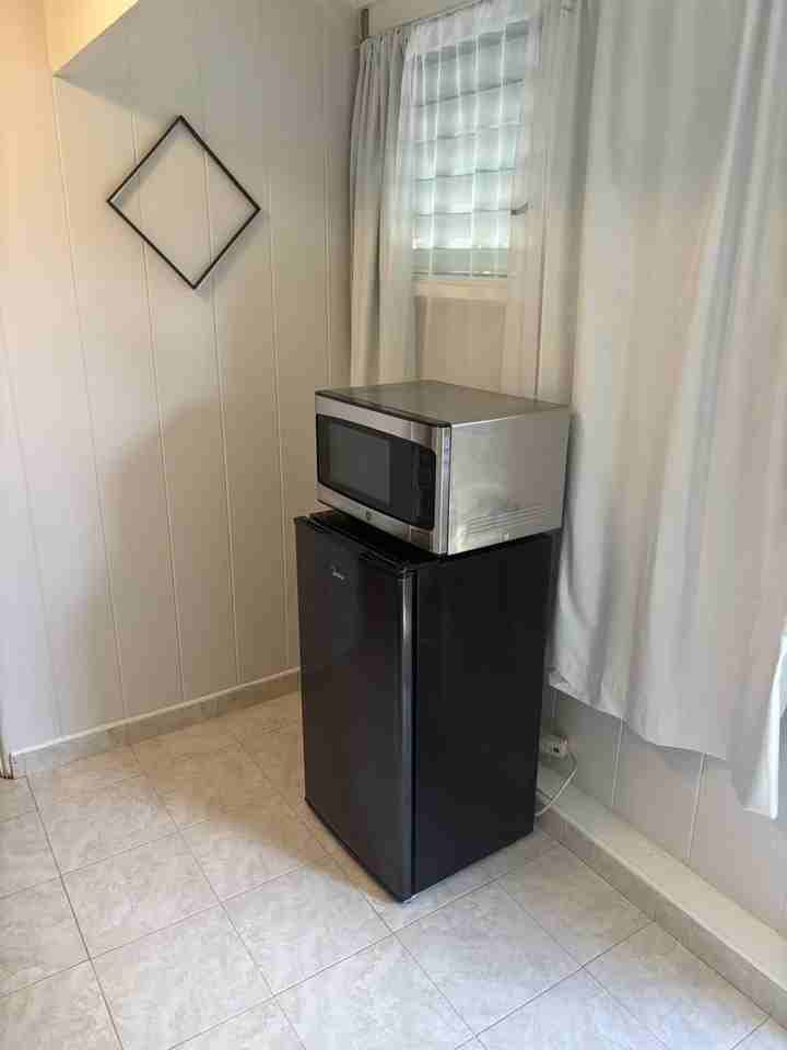 554 Ahina St - Photo 5 of 13