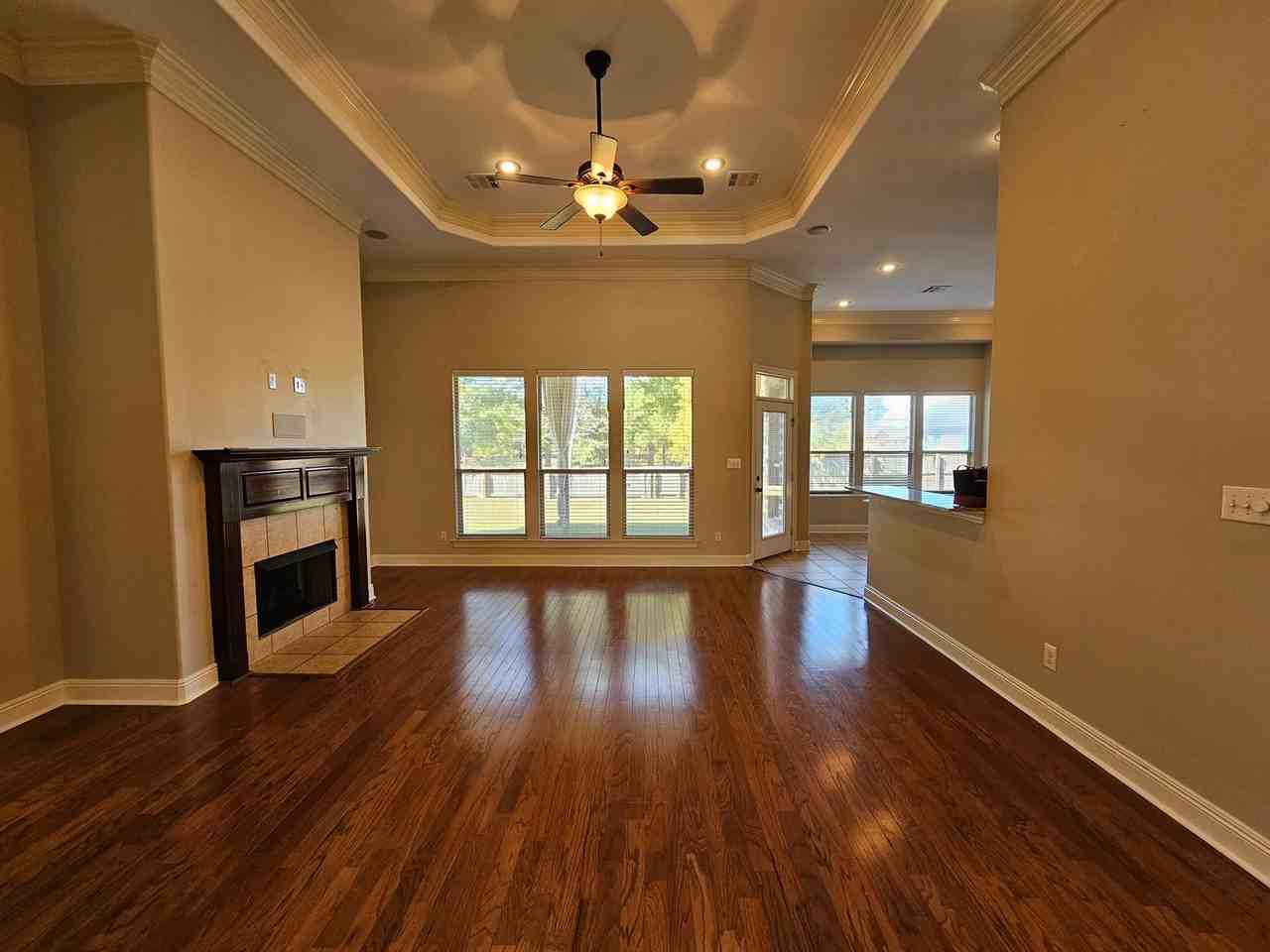 549 English Oak Drive - Photo 7 of 31