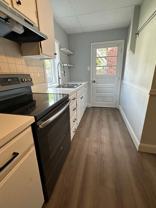 565 W Market St - Photo 1 of 1