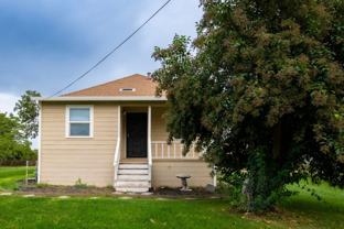 1974 Snyder Ln - Photo 1 of 1