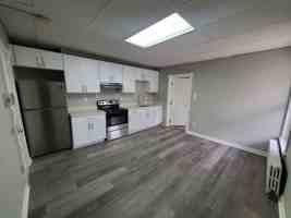 featured image of 102 S 13th St