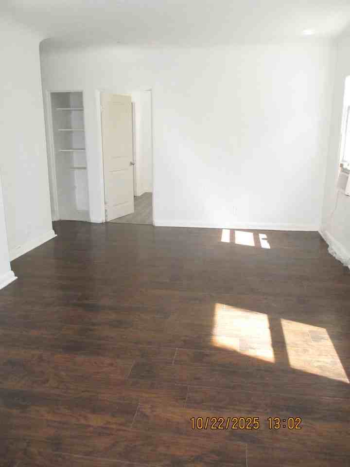 117 South Grandview Avenue #9 - Photo 3 of 13