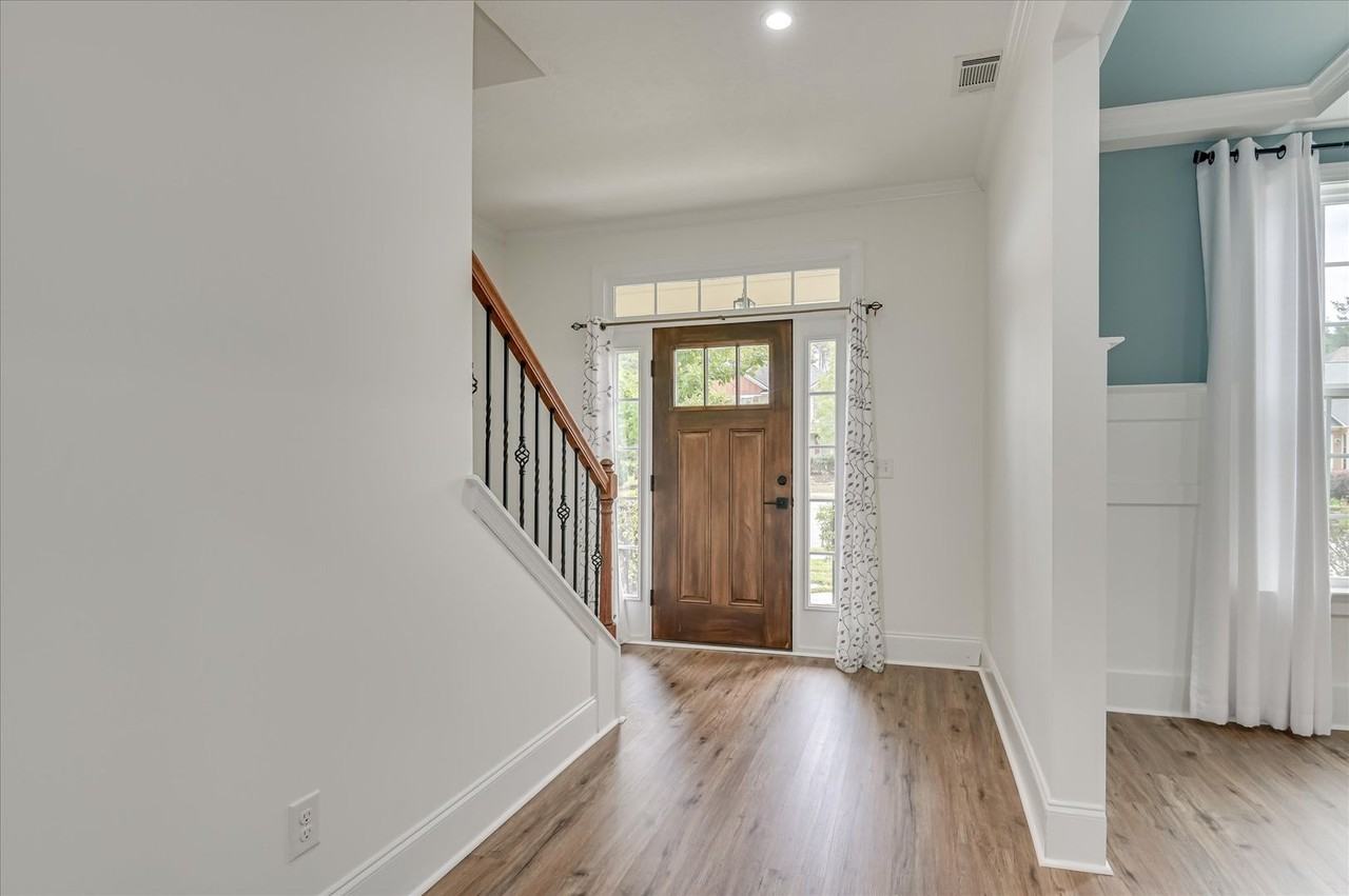 756 Mural Lake Ct - Photo 5 of 50