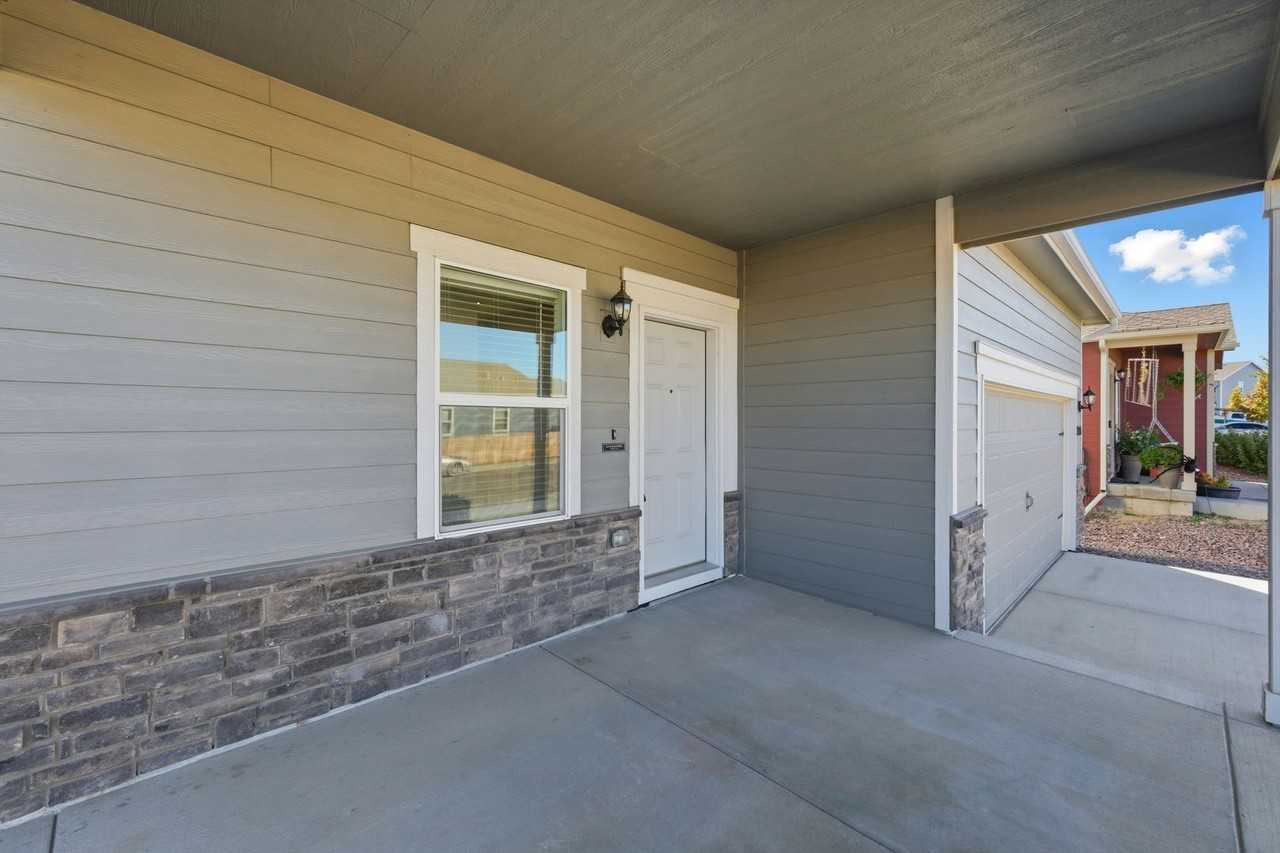 47520 Lilac Ave - Photo 3 of 27