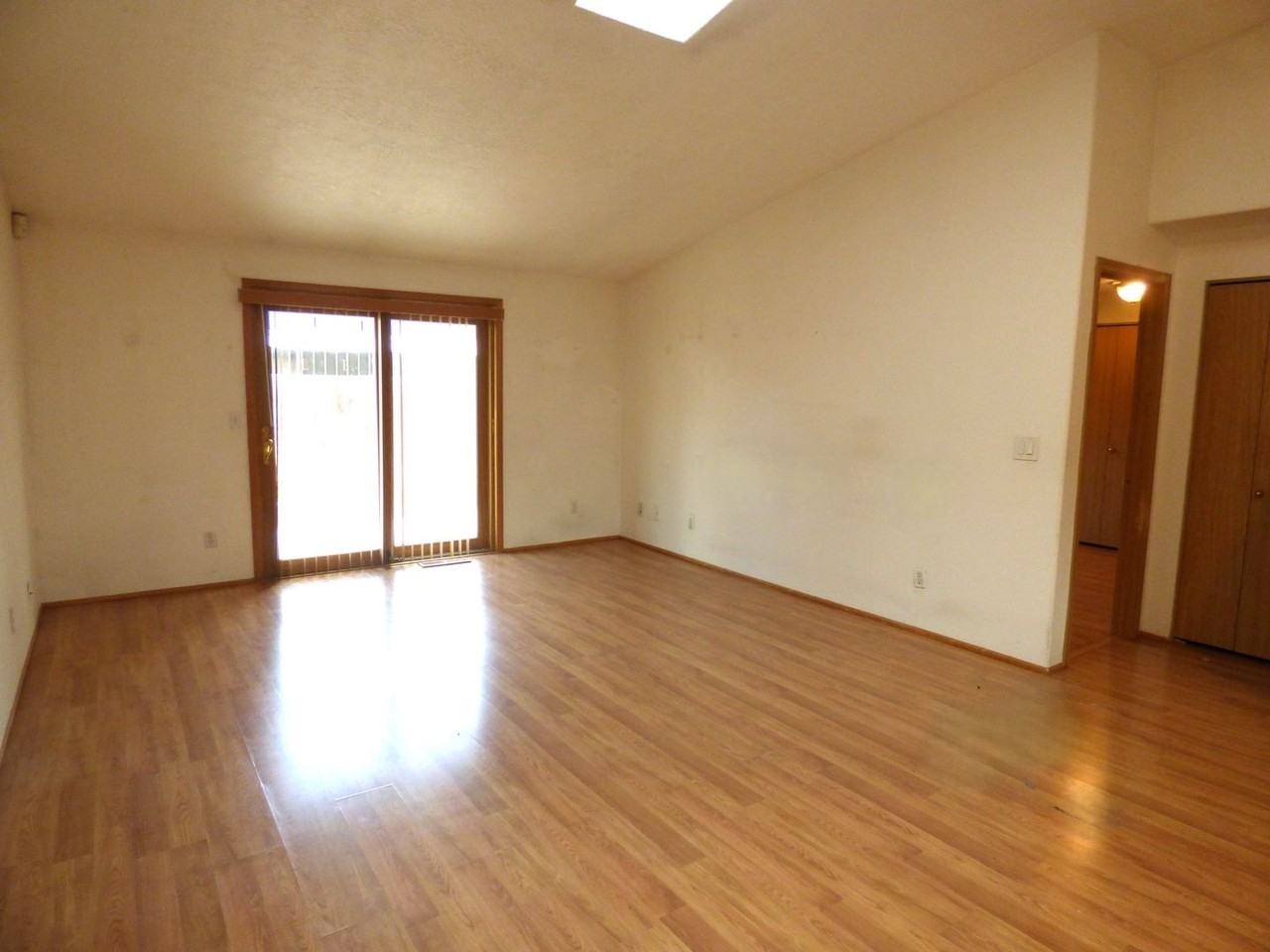 2436 Connemara Ct Se - Photo 2 of 21
