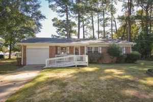 featured image of 1 Lee Ct