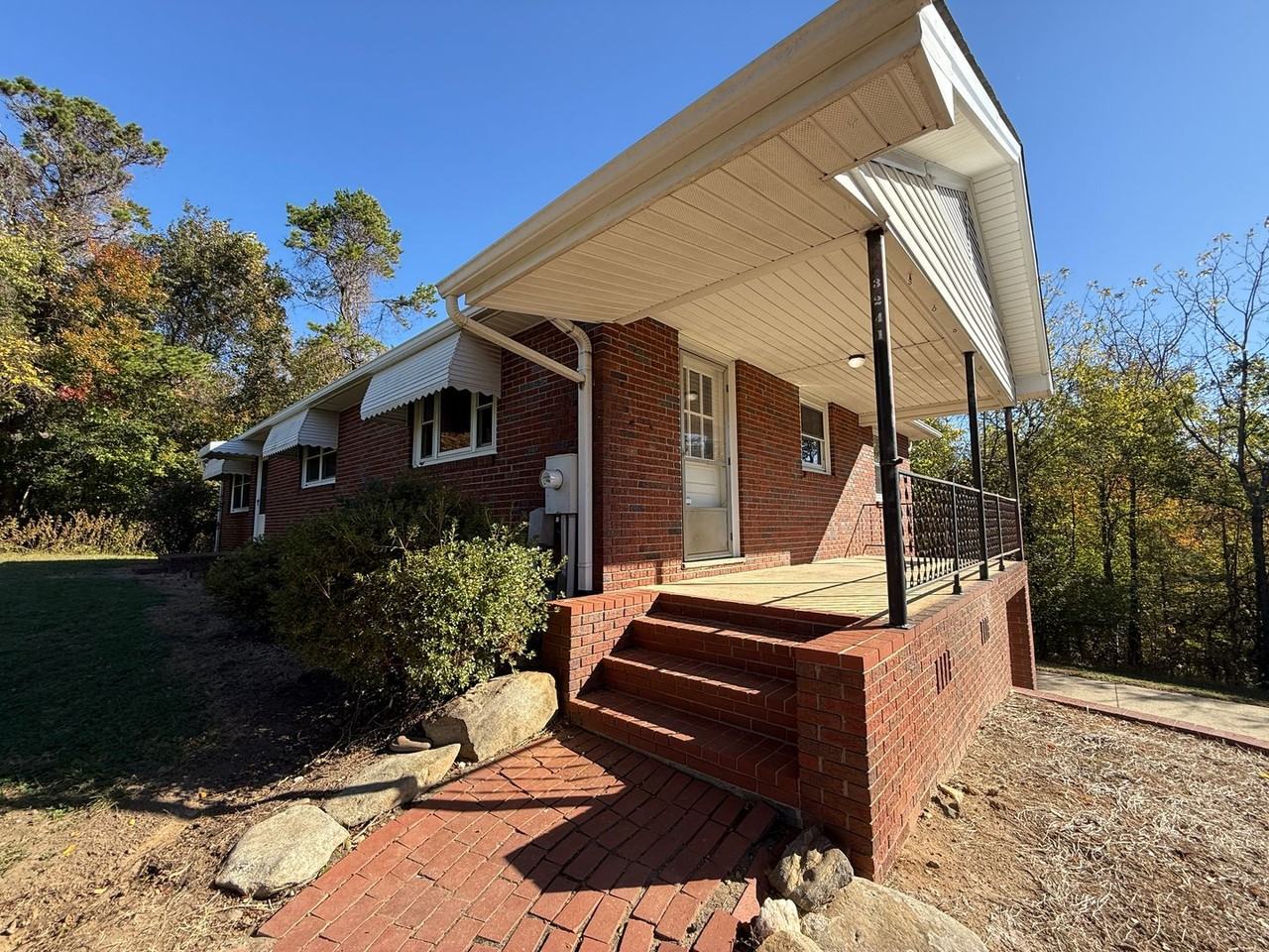 3241 Harper Rd - Photo 2 of 27