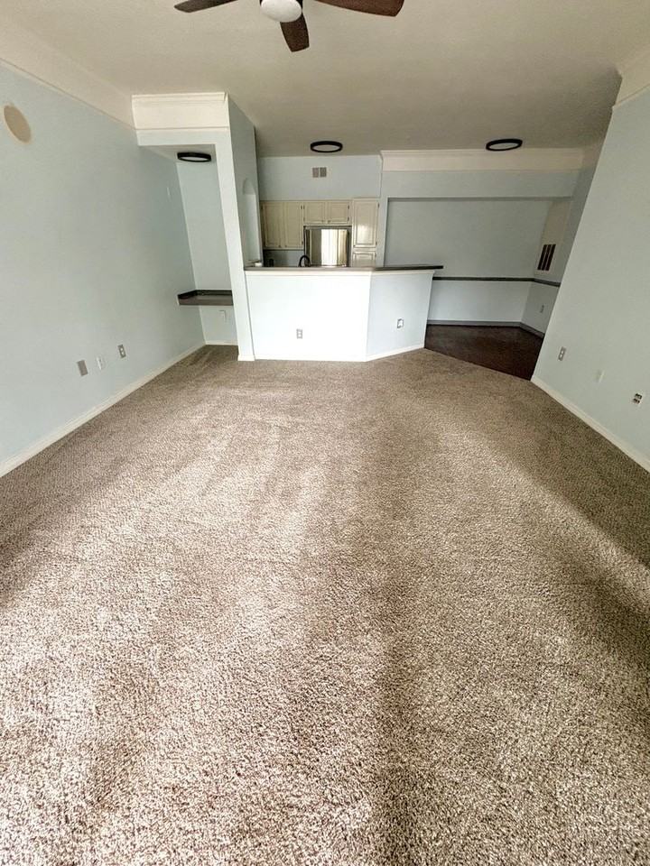 3280 Soho St - Photo 7 of 17