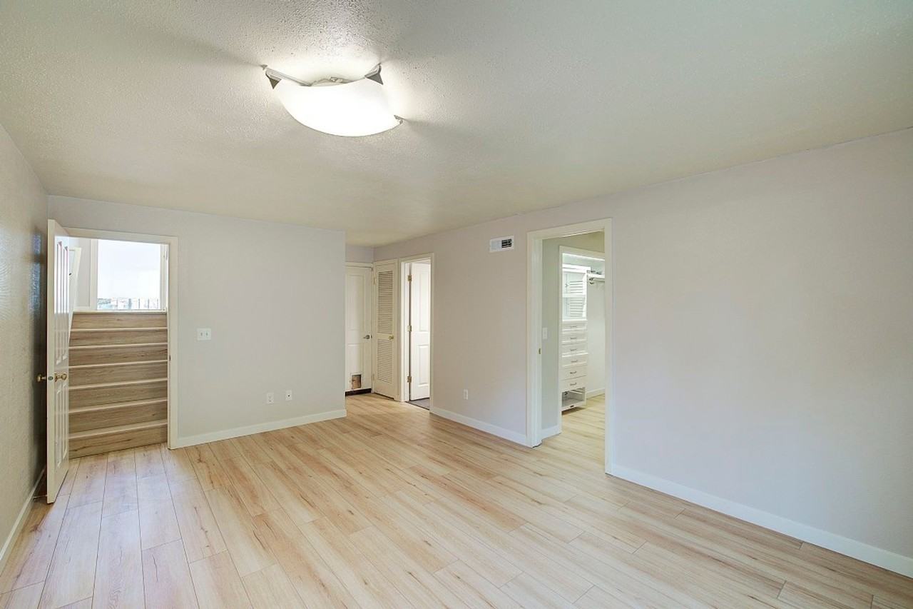 10407 Ne 115th Pl #L45 - Photo 3 of 29